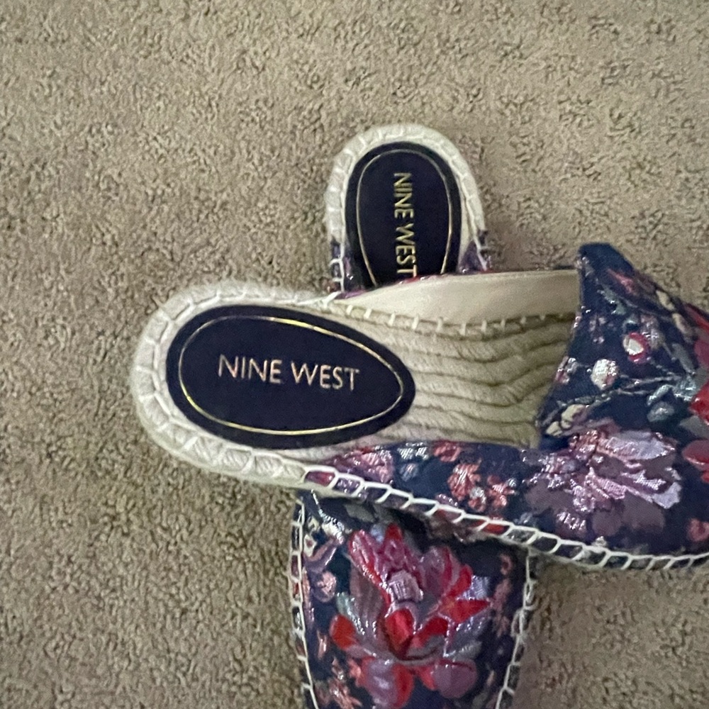 Nine West Slides. - image 2